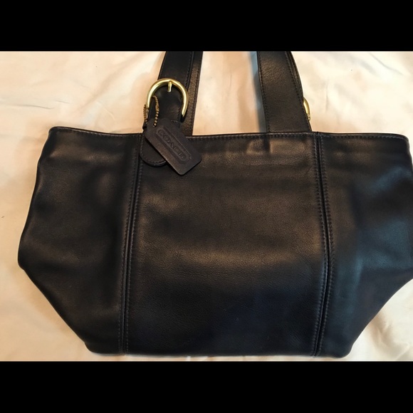 Authentic Coach Purse - Picture 2 of 9